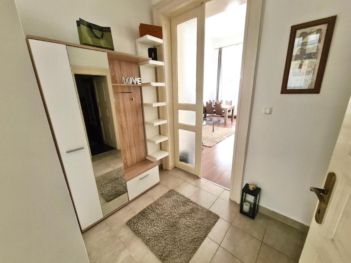 Ricky Apartment Budapest Bagian luar foto