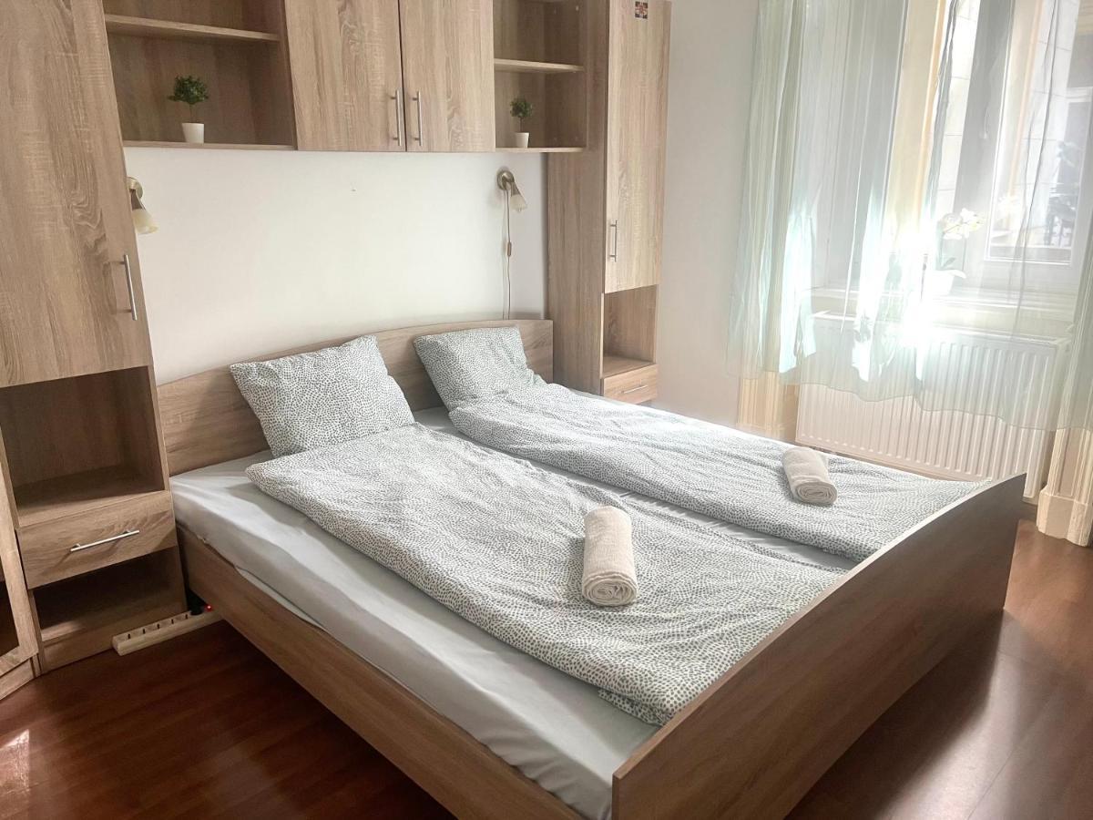 Ricky Apartment Budapest Bagian luar foto
